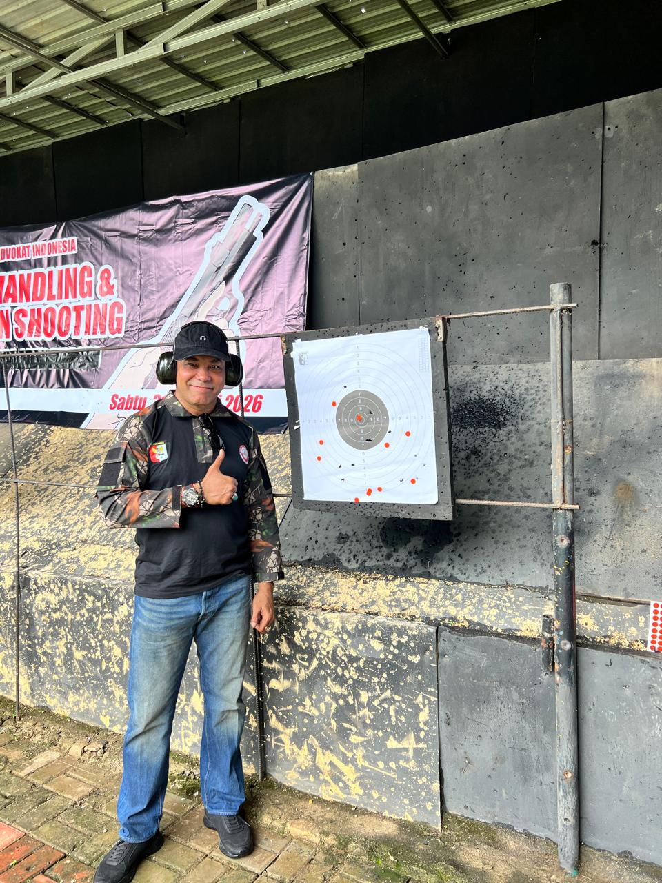 Latihan Menembak bersama Ketum KAI & Mayjend PoL Sukarnae...
